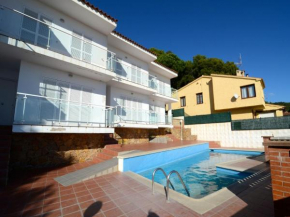 Apartment in Estartit with sea beach